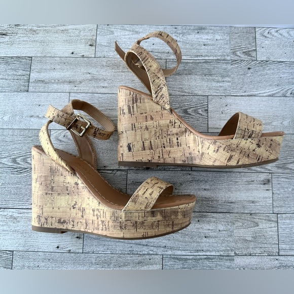 Francesca’s Hailee Cork Wedge - Picture 5 of 6